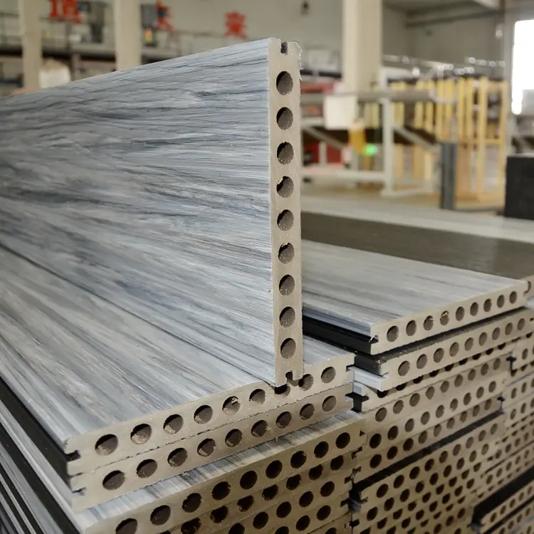 co-extrusion WPC decking-06