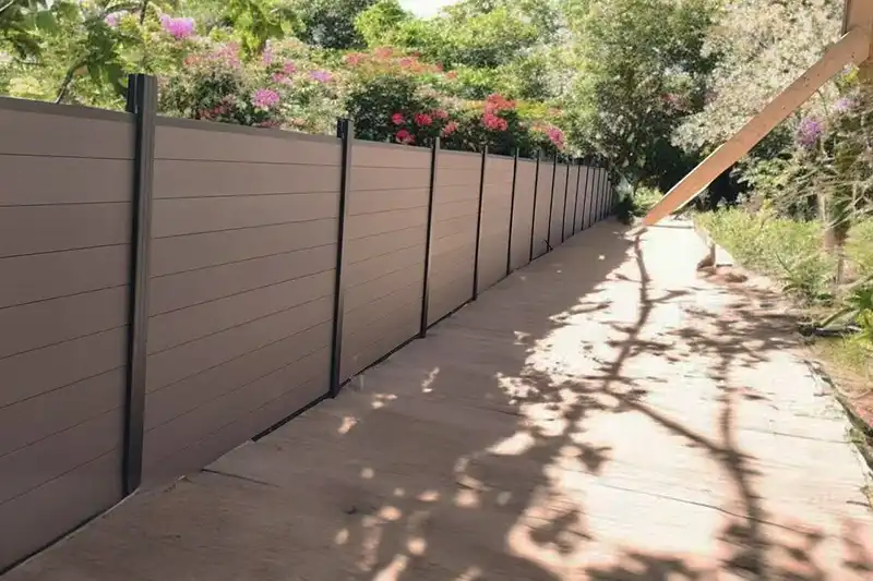 eco friendly projects of composite plug in fencing