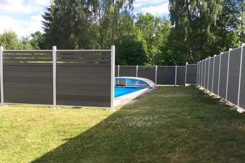 public parks and recreational areas of composite plug in fencing