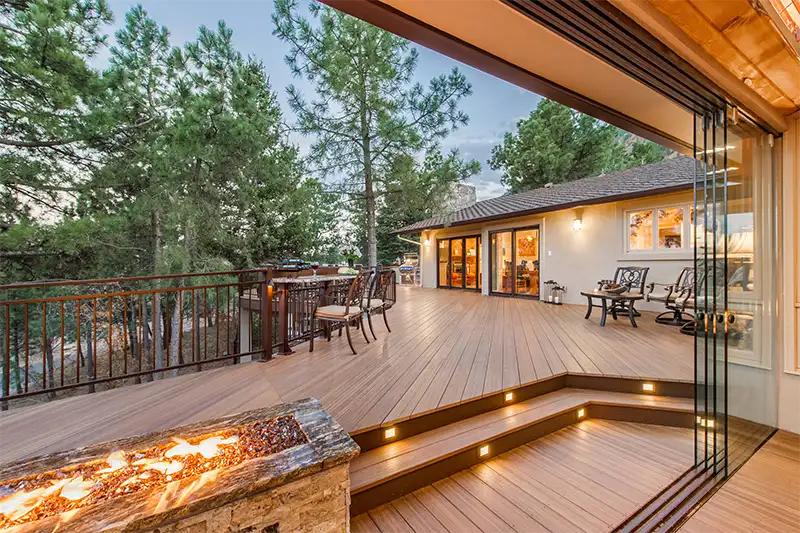 restaurants & cafés for classic wpc solid decking