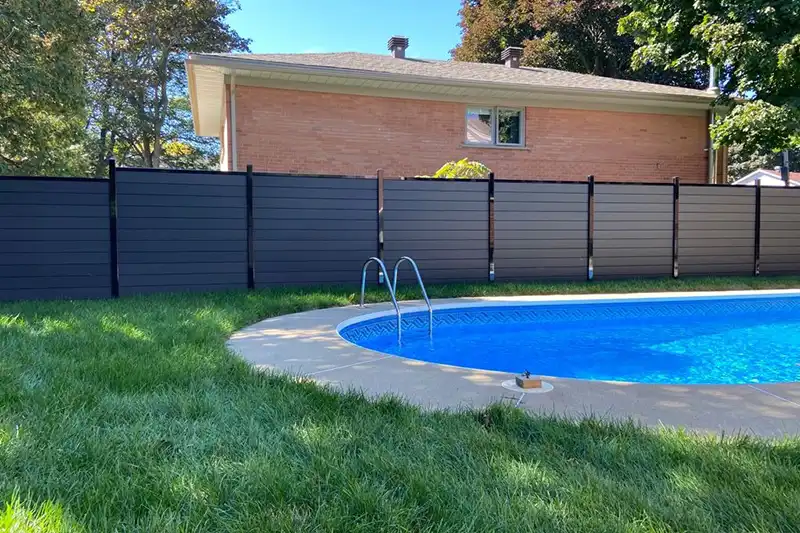 urban landscaping of composite plug in fencing